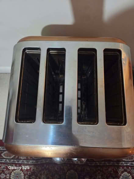 Photo of free Morphy Richards 4-Slice Toaster – Good Condition (Frog Island LE4) #2