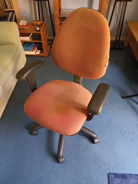 Photo of free Desk/office chair (Newton Longville MK3) #1