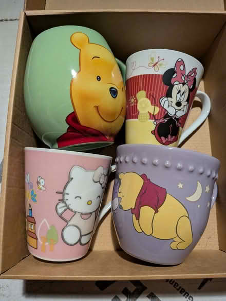 Photo of free Mugs (Caldecott OX14) #1