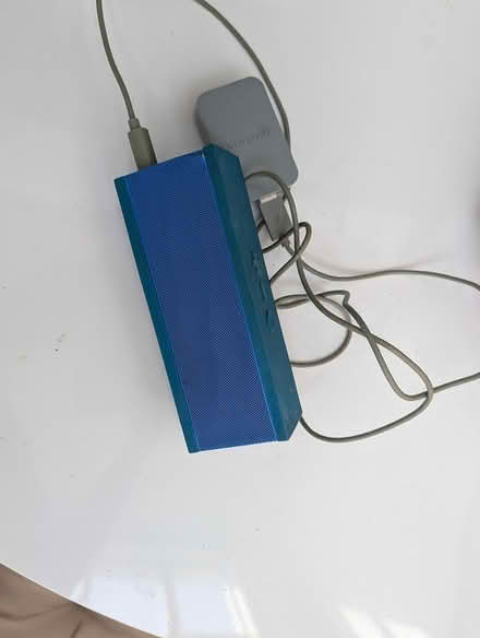 Photo of free Older Jawbone speaker (East Williamsburg) #1