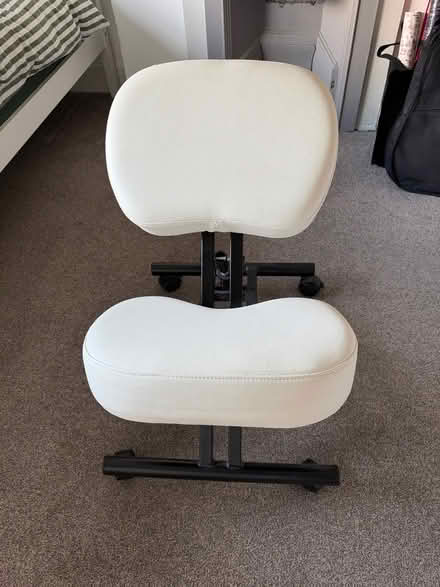 Photo of free Ergonomic adjustable chair (CR4 3EB) #2