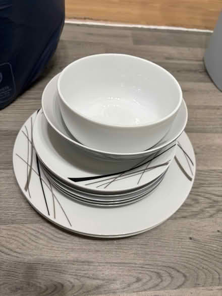 Photo of free Crockery (Adeyfield HP2) #1