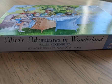 Photo of free Alice in wonderland puzzle 250 pieces (Broomgrove TN34) #1