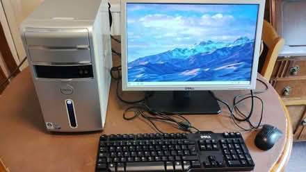 Photo of free Desktop Computer system (Mickleover DE3) #1