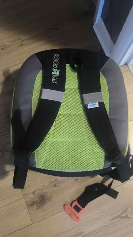 Photo of free Trunki portable car seat (Surbiton KT6) #1