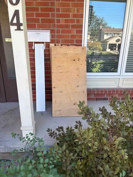 Photo of free Work bench (Orléans) #2