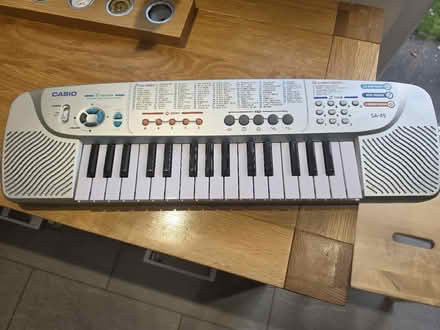 Photo of free Electronic keyboard (Sale M33) #1