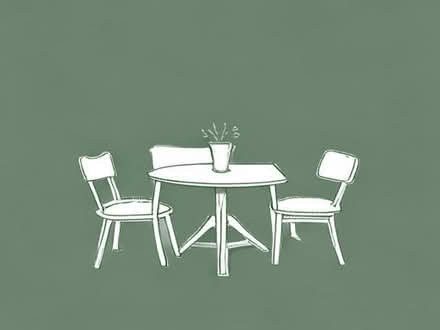 Photo of Small dining table and chairs (Drayton Park N5) #1