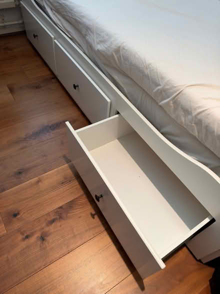Photo of free Single bed (Swiss Cottage NW8) #2