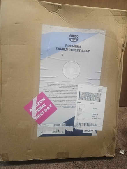 Photo of free unused* premium family toilet seat (Tottenham N17) #1