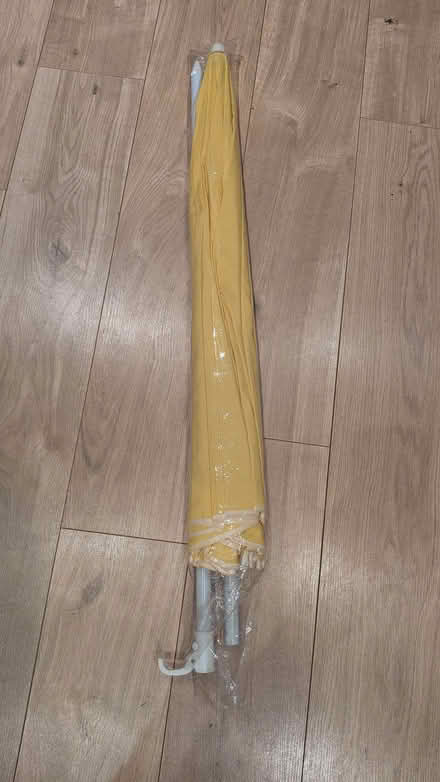 Photo of free Yellow parasol (Grenoside S35) #1
