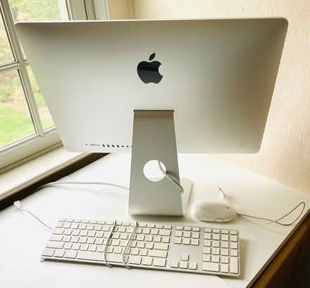 Photo of free 2007 24"imac (Bound Brook) #2