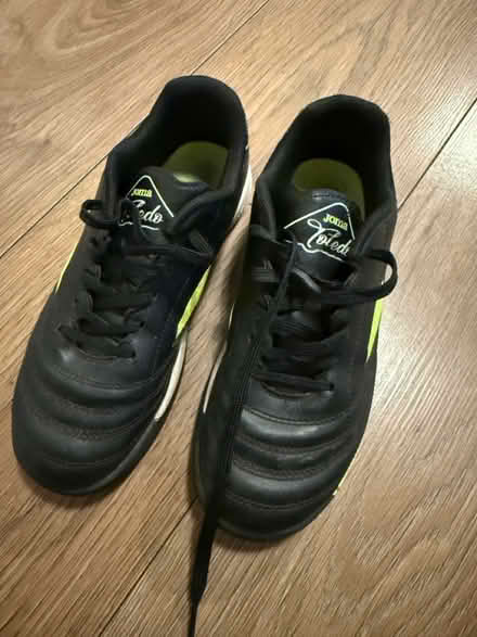 Photo of free Boys shoes (ME10) #1