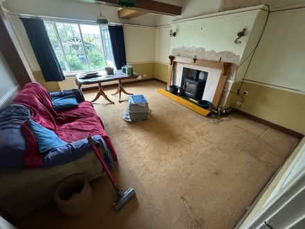 Photo of free Gold carpet (Ilkeston DE7 4B) #1