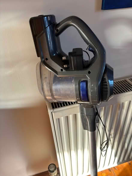 Photo of free Cordless stick vacuum (Cotteridge B30) #2