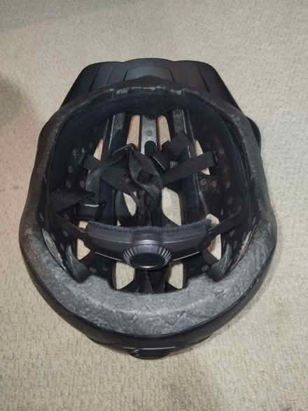 Photo of free Black Bike Helmet – Good Condition (Frog Island LE4) #2