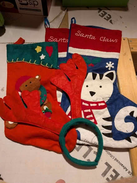 Photo of free Christmas decorations (Caldecott OX14) #1
