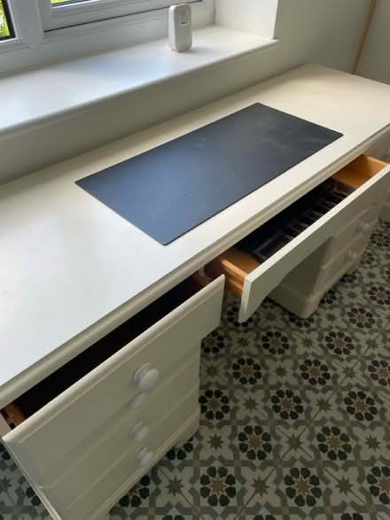 Photo of free Dressing table/Desk (Buckley CH7) #3