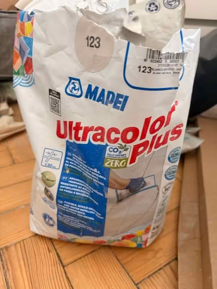 Photo of free Grout, adhesive and tile samples (Lee SE12) #1
