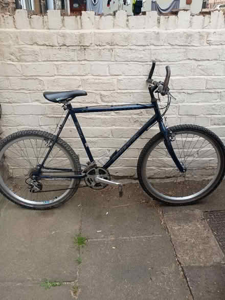 Photo of free Mens mountain bike (WF17) #1