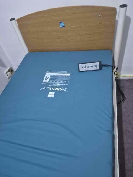 Photo of free Hospital bed (Luton, Stopsley LU2) #3