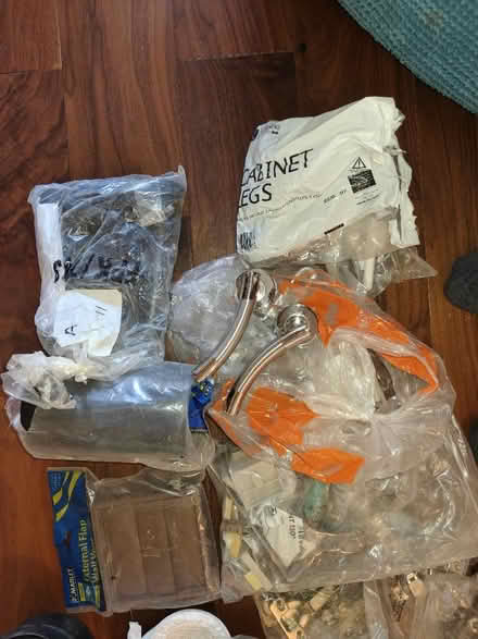 Photo of free Miscellaneous kitchen fittings (Sydenham SE26) #3