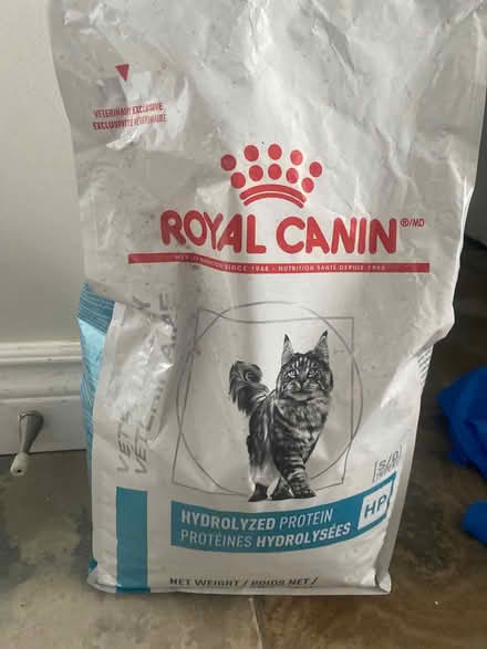 Photo of free Cat food from Vet (Cabbagetown) #1