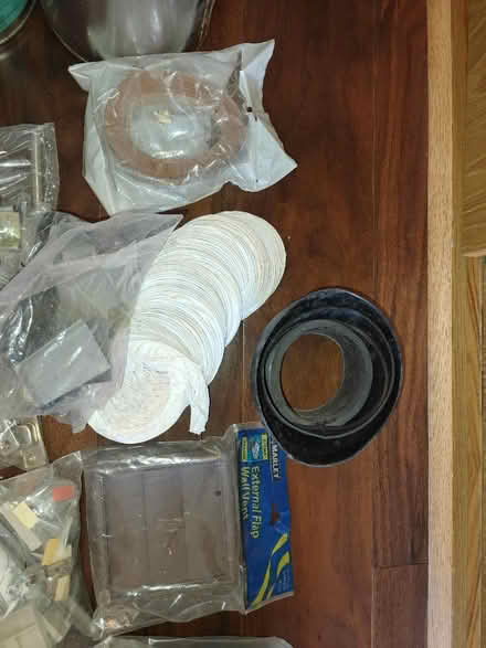 Photo of free Miscellaneous kitchen fittings (Sydenham SE26) #2
