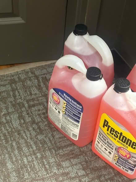 Photo of free Prestone (Des Plaines Kingston Pointe) #1