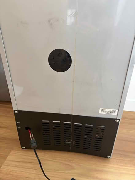Photo of free Small bar fridge/caravan fridge (Kallangur) #2