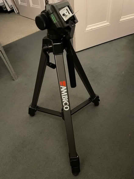 Photo of free Tripod (De Parys MK40) #1