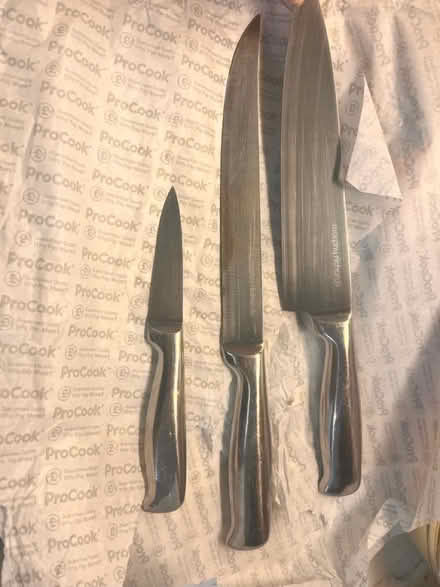 Photo of free Kitchen knives (Bushey, WD23) #1