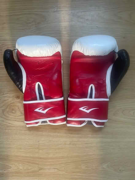 Photo of free Training Gloves (Islington N1) #2