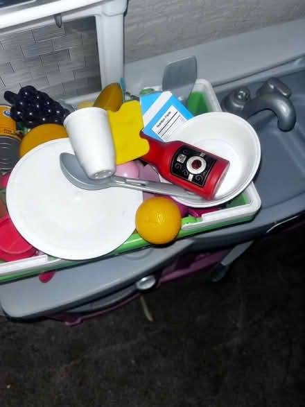 Photo of free Little kitchen with dishes (35 ave Thunderbird) #2