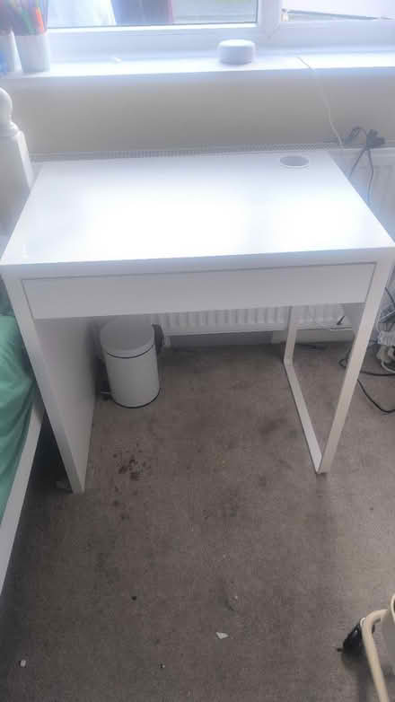 Photo of free Ikea Micke desk (Surbiton KT6) #4