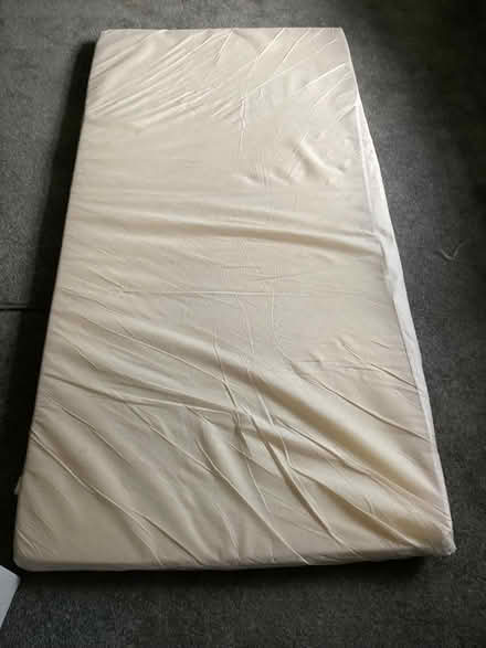 Photo of free Memory foam mattress topper (Upton CH49) #1