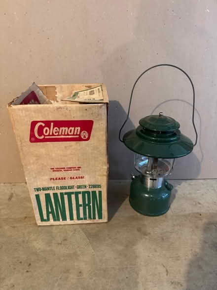 Photo of free Vintage Coleman lantern, two mantle (Muncaster Mill Rd & Avery Rd) #2