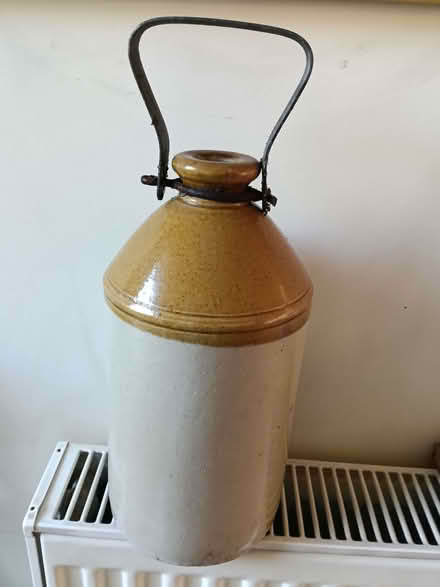 Photo of free Stoneware jar (Sidley TN40) #1