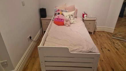 Photo of free Single bed with pull up pull up bed (111 Oakwood Court) #1