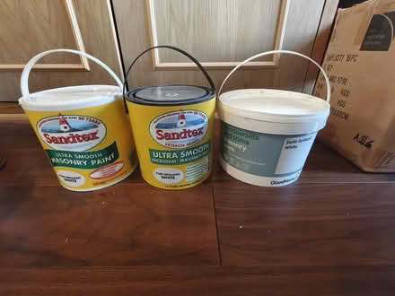 Photo of free White masonry paint approx 3 litres (Sydenham SE26) #1