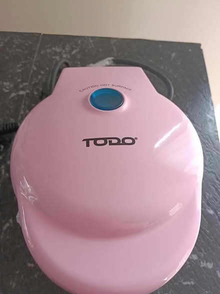 Photo of free bowl shape waffle maker (byford) #1