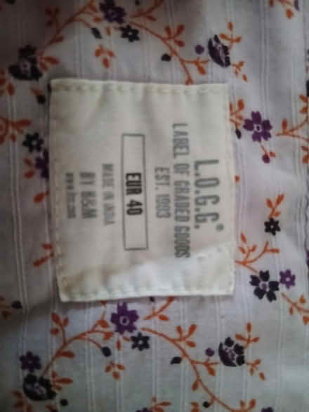 Photo of free Adult pink shirt (Manor Road N17) #3