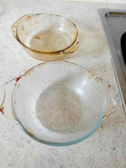 Photo of free Pyrex Dishes (Rose Hill OX4) #1