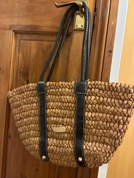 Photo of free Medium size basket bag (Sw11) #1