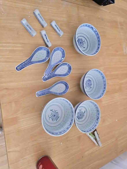 Photo of free Chinese bowls (Basildon SS13) #1