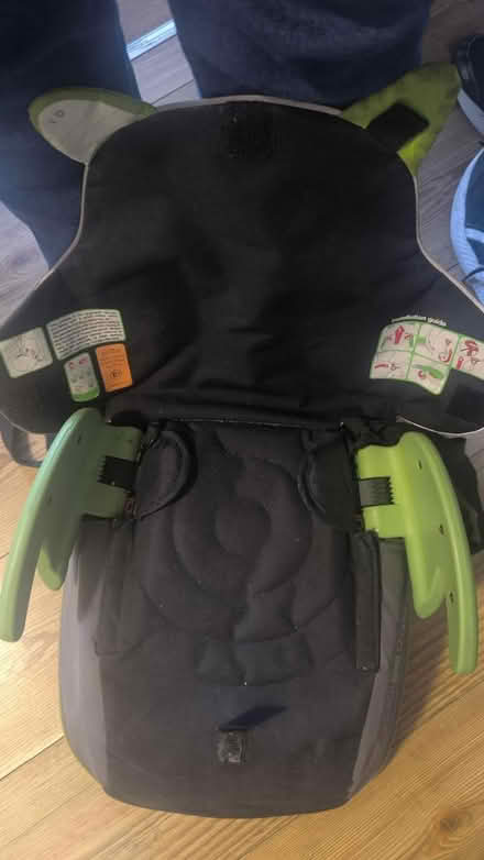 Photo of free Trunki portable car seat (Surbiton KT6) #2
