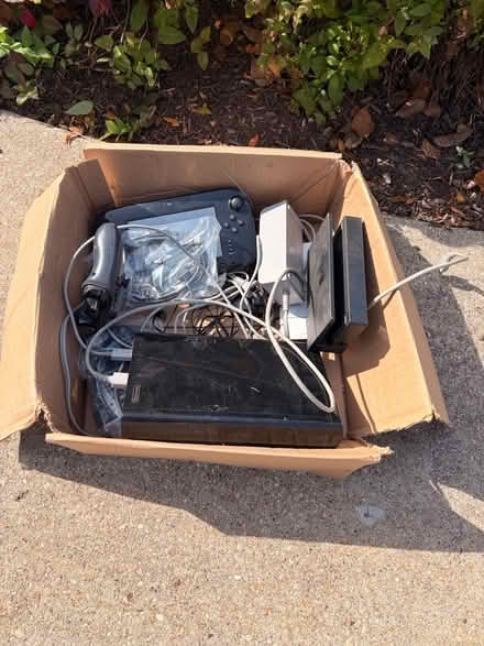 Photo of free Box of random electronics (Buffalo grove) #1