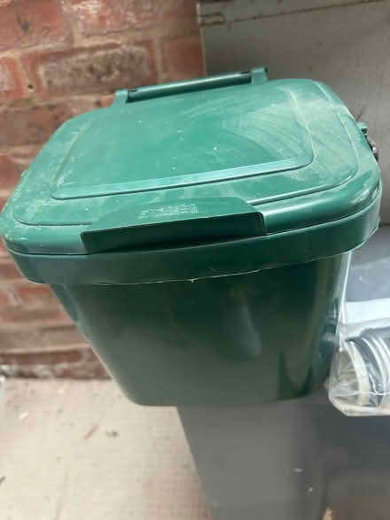 Photo of free Small food recycling box (Prestbury SK10) #1