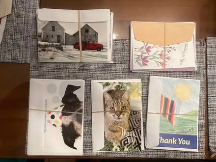 Photo of free 25 Greeting Cards (Holmdel/Takolusa Drive) #1