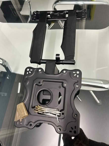 Photo of free tv Wall mounts (St. James's W1S) #4